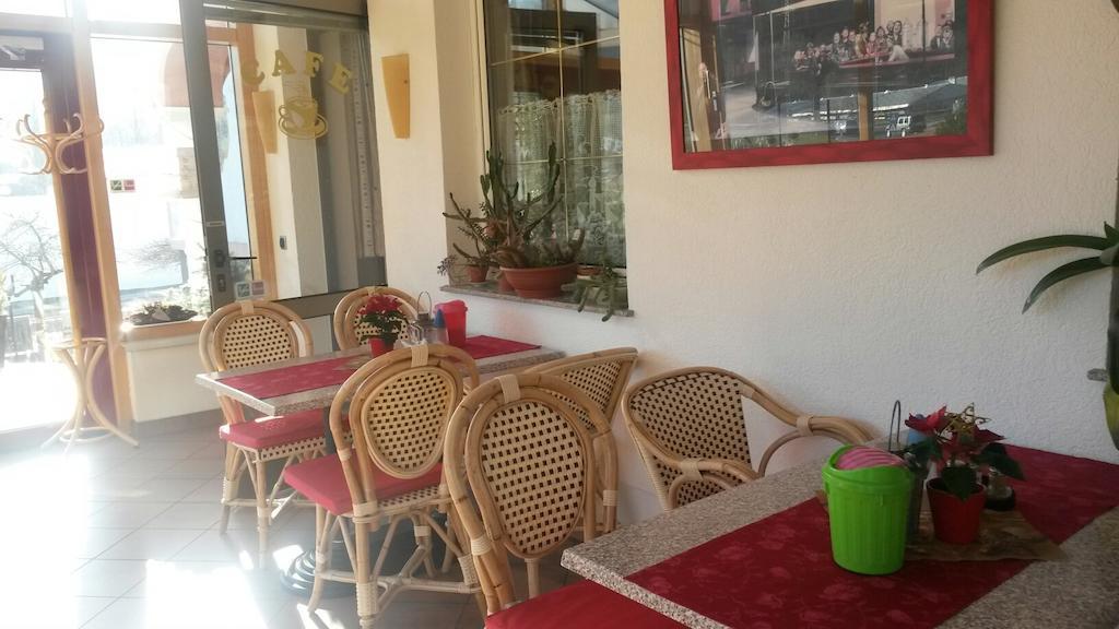 Pension Parzer Pressbaum Bei Wien ห้อง รูปภาพ